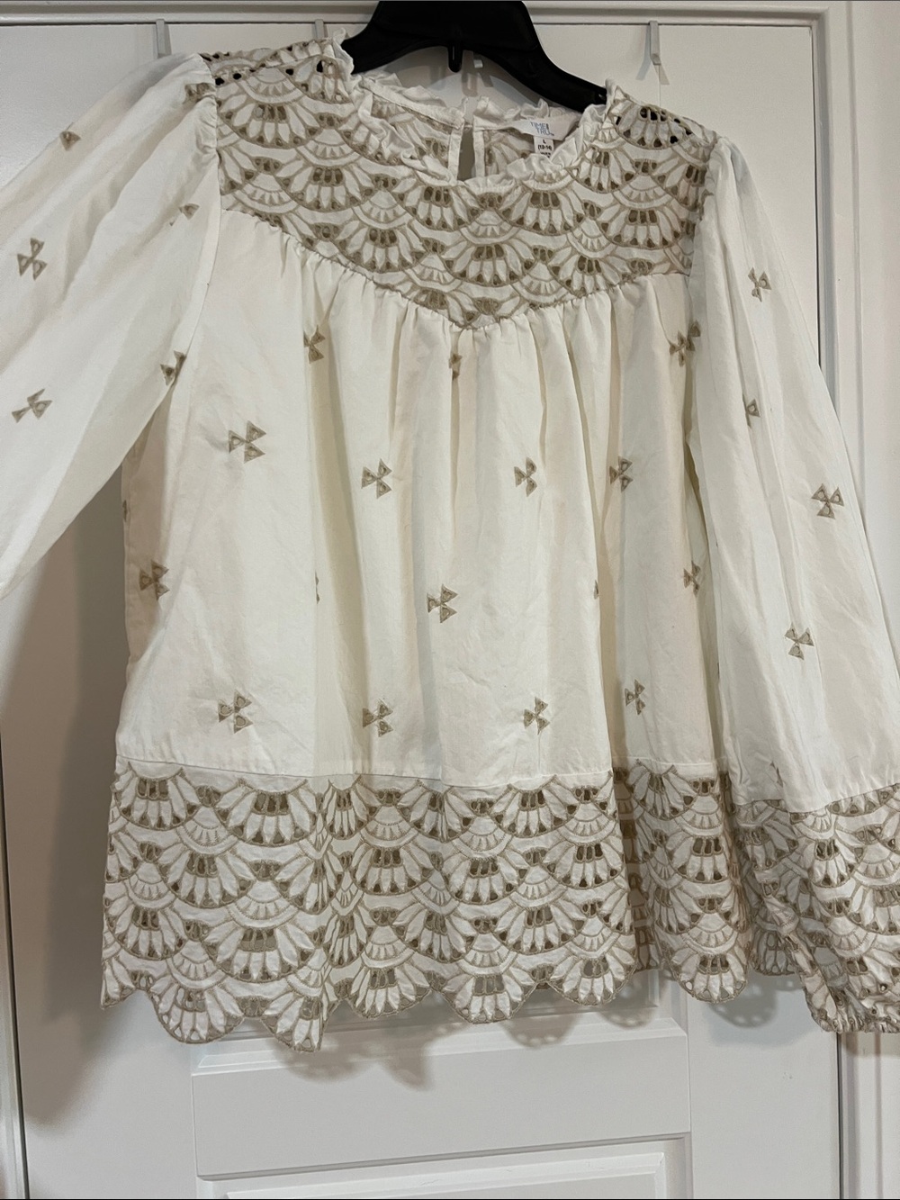 Time and Tru Cream Top with Metallic Gold Embroidery - Picture 5 of 7
